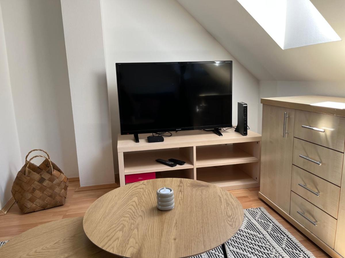 Studio Loft Apartment Pecs Bagian luar foto